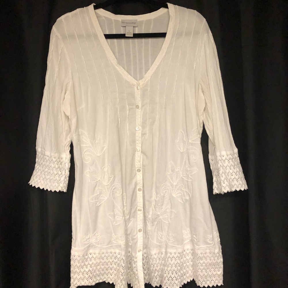 Soft Surroundings white long blouse. 3/4 sleeve.
